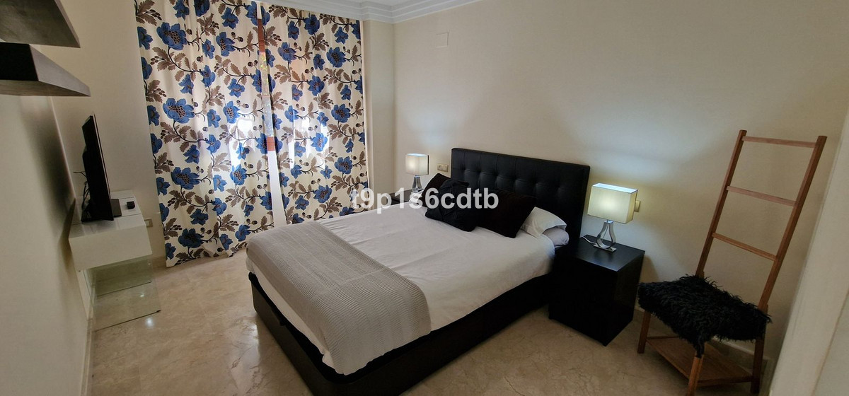3 Bedroom Apartment for Sale in Benahavís — 5