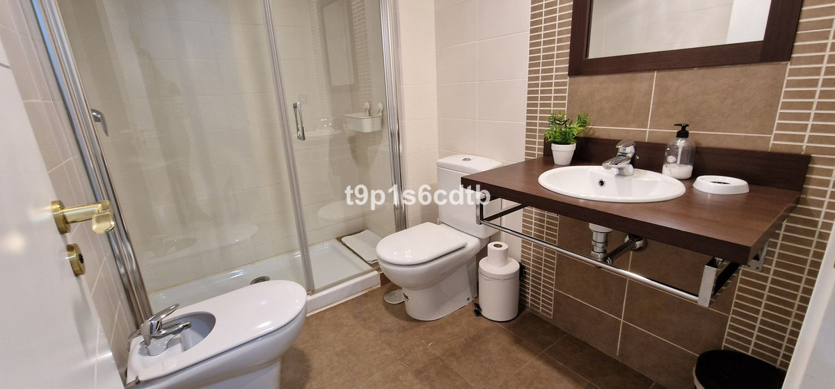 3 Bedroom Apartment for Sale in Benahavís — 9