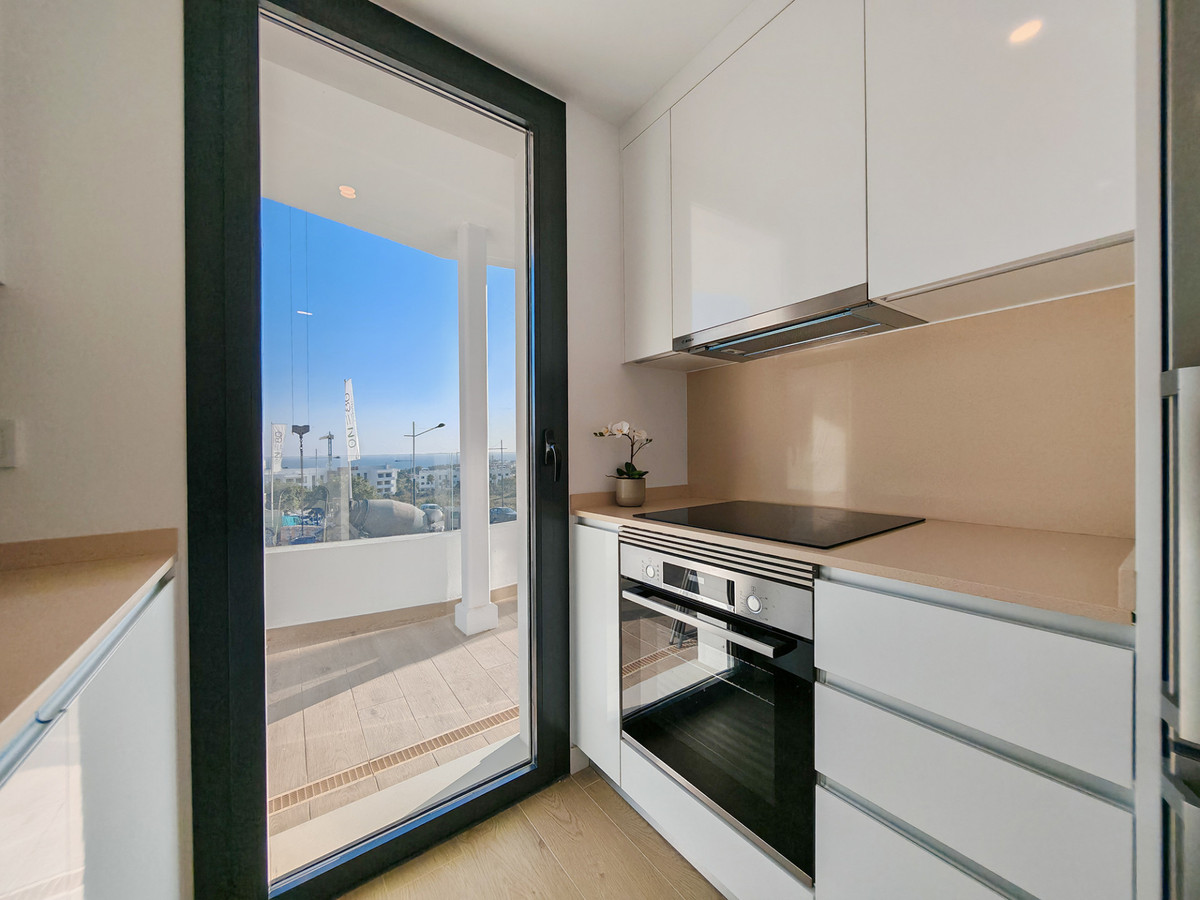 2 Bedroom Apartment for Sale in Estepona — 6