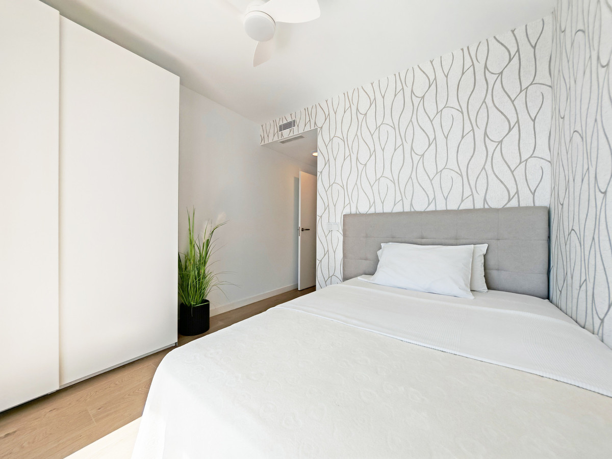 2 Bedroom Apartment for Sale in Estepona — 8