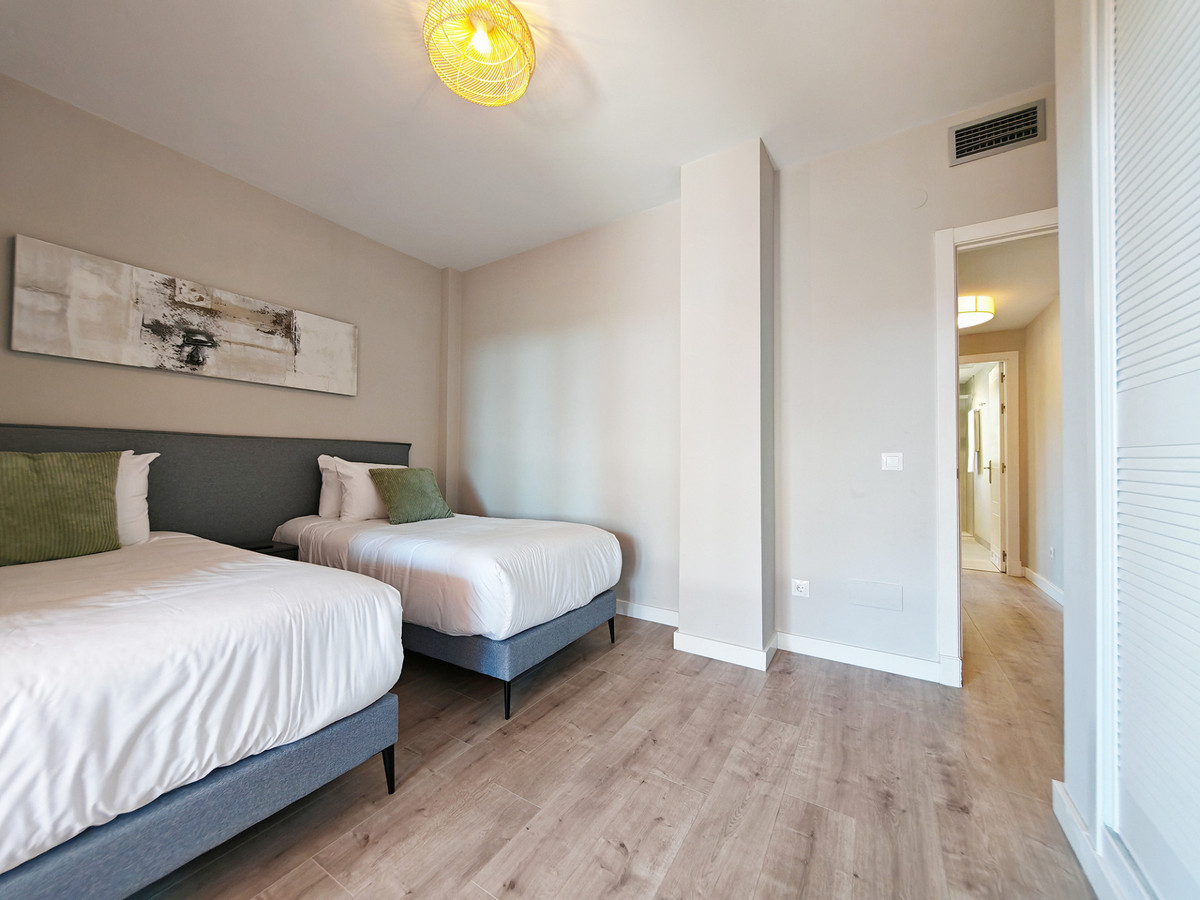 3 Bedroom Apartment for Sale in Benahavís — 8