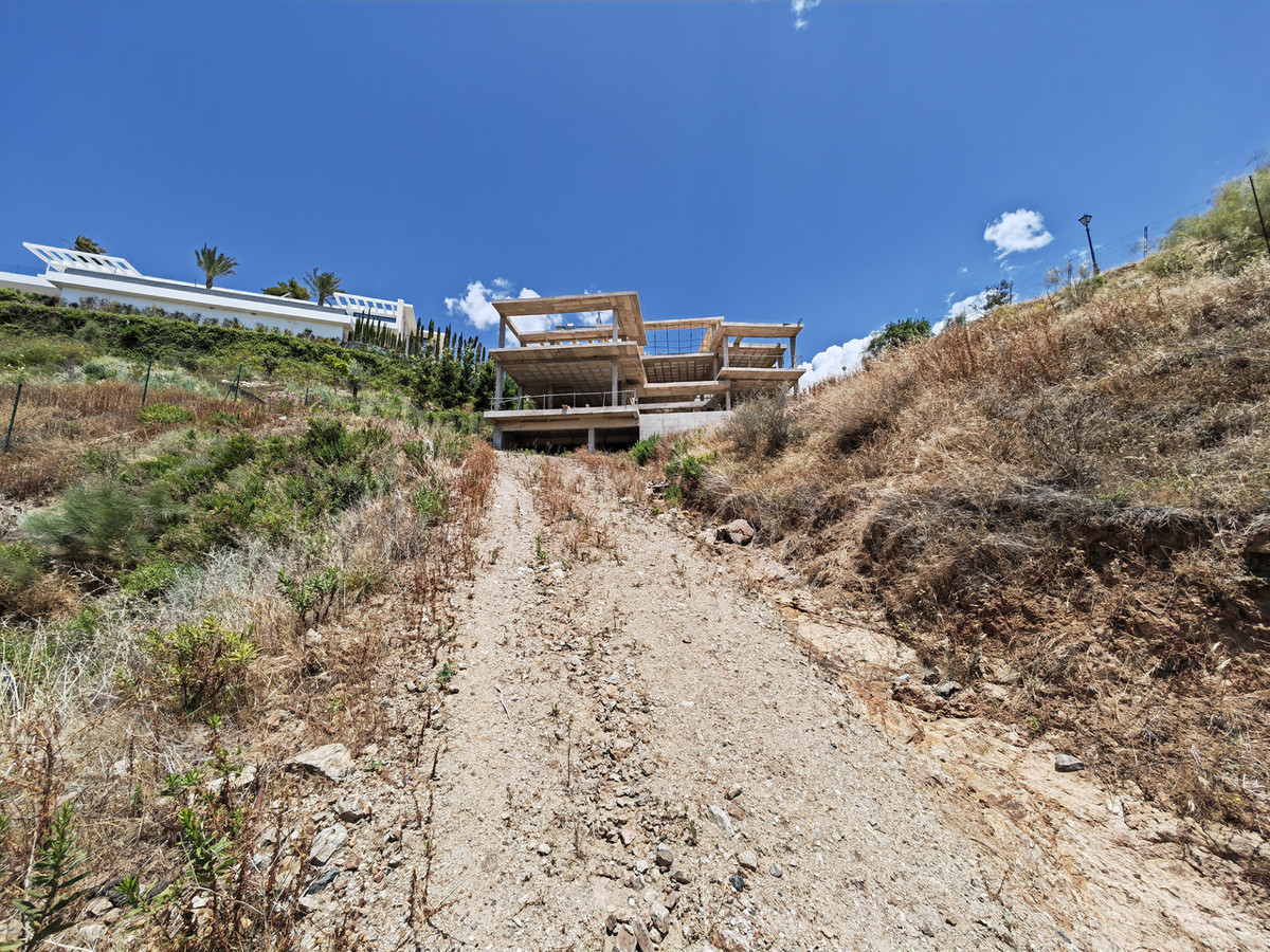 Plot for Sale in Benahavís — 4