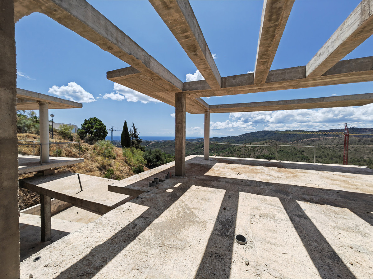 Plot for Sale in Benahavís — view 10
