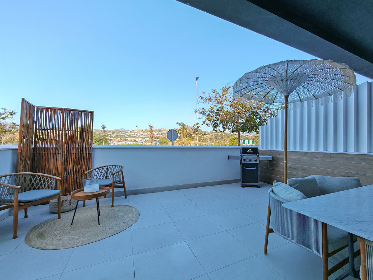 3 Bedroom Villa for Sale in Estepona — 6