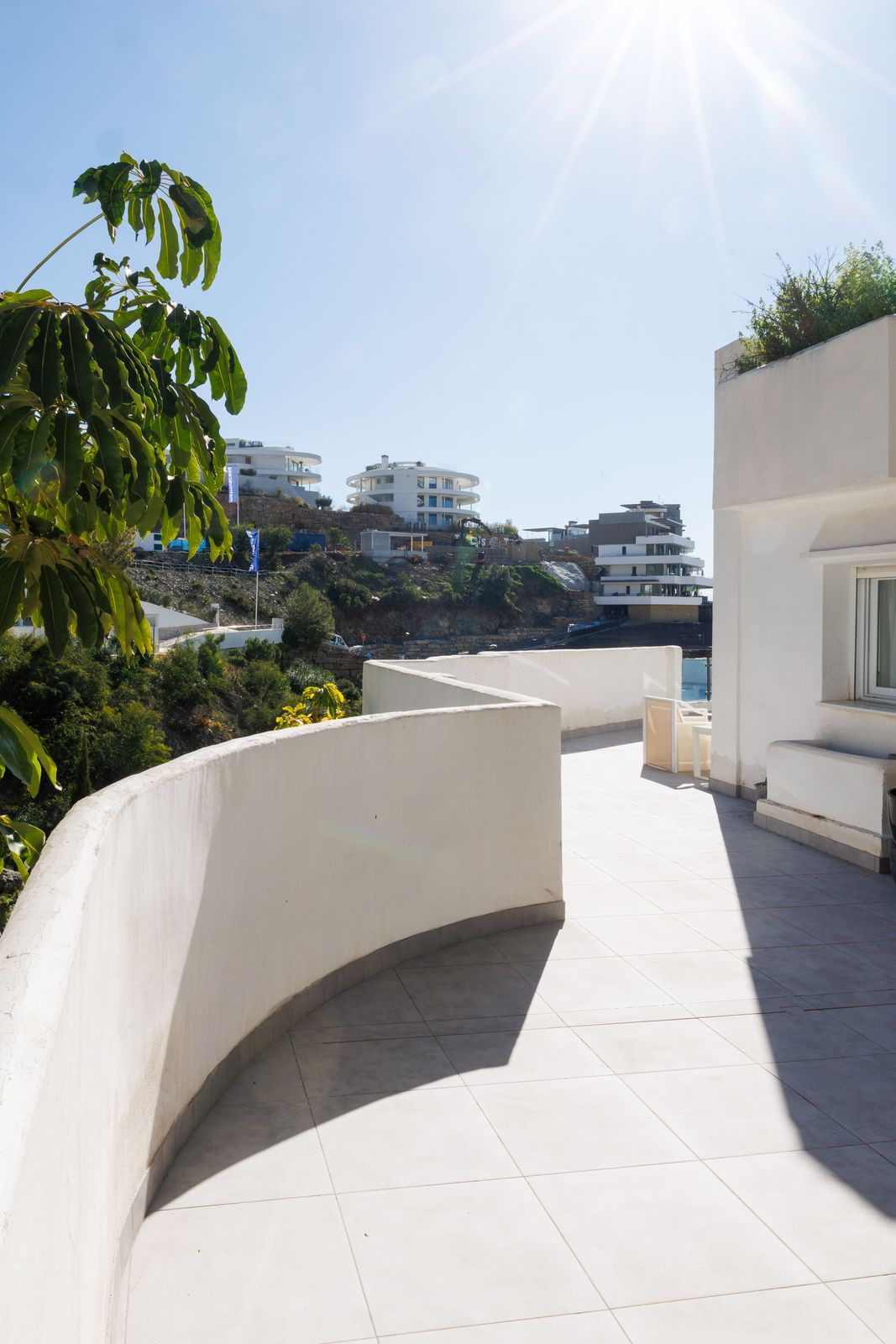 2 Bedroom Apartment for Sale in Benahavís — 9