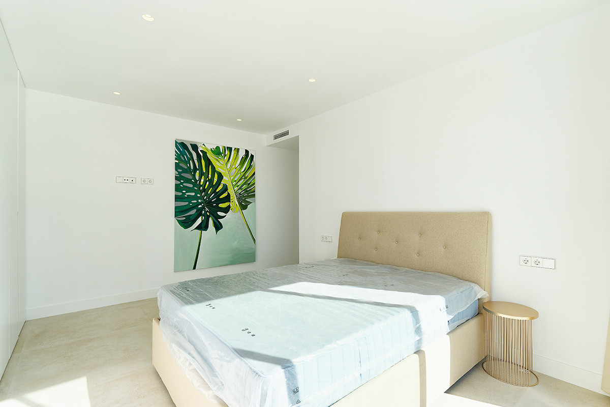 4 Bedroom Villa for Sale in Estepona — view 10