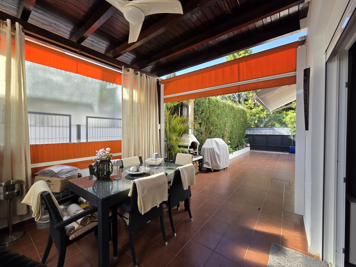 4 Bedroom Villa for Sale in Nagüeles — 3