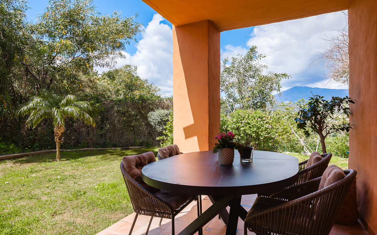 3 Bedroom Apartment for Sale in Benahavís — 9