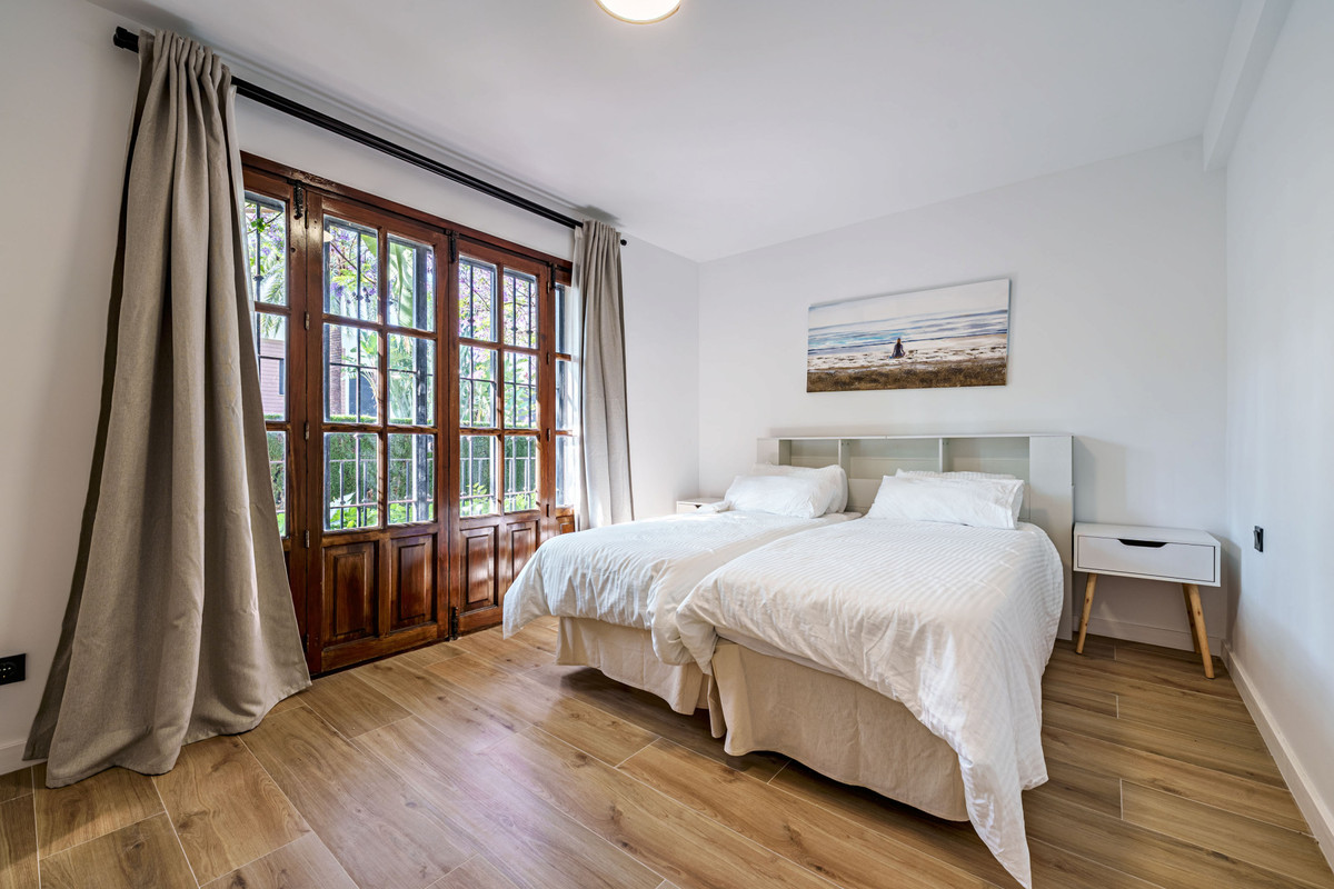 3 Bedroom Apartment for Sale in Sierra Blanca — 8