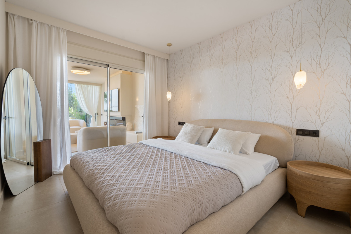 3 Bedroom Apartment for Sale in Nueva Andalucía — 7