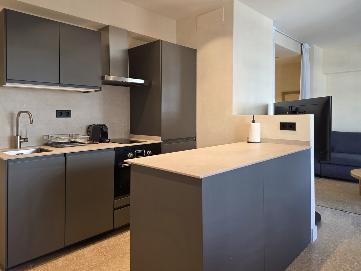 1 Bedroom Apartment for Sale in Marbella — 3