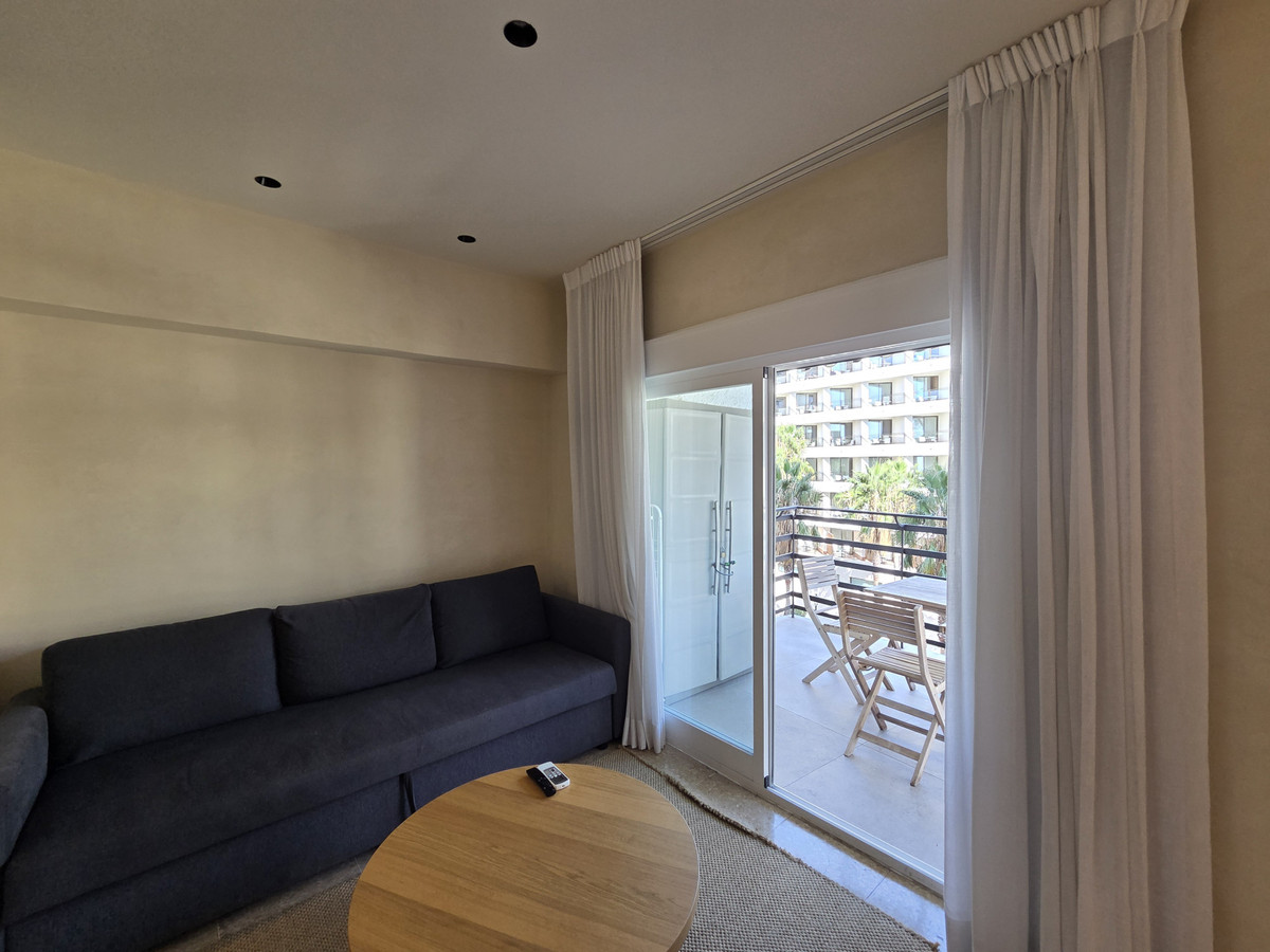 1 Bedroom Apartment for Sale in Marbella — 7