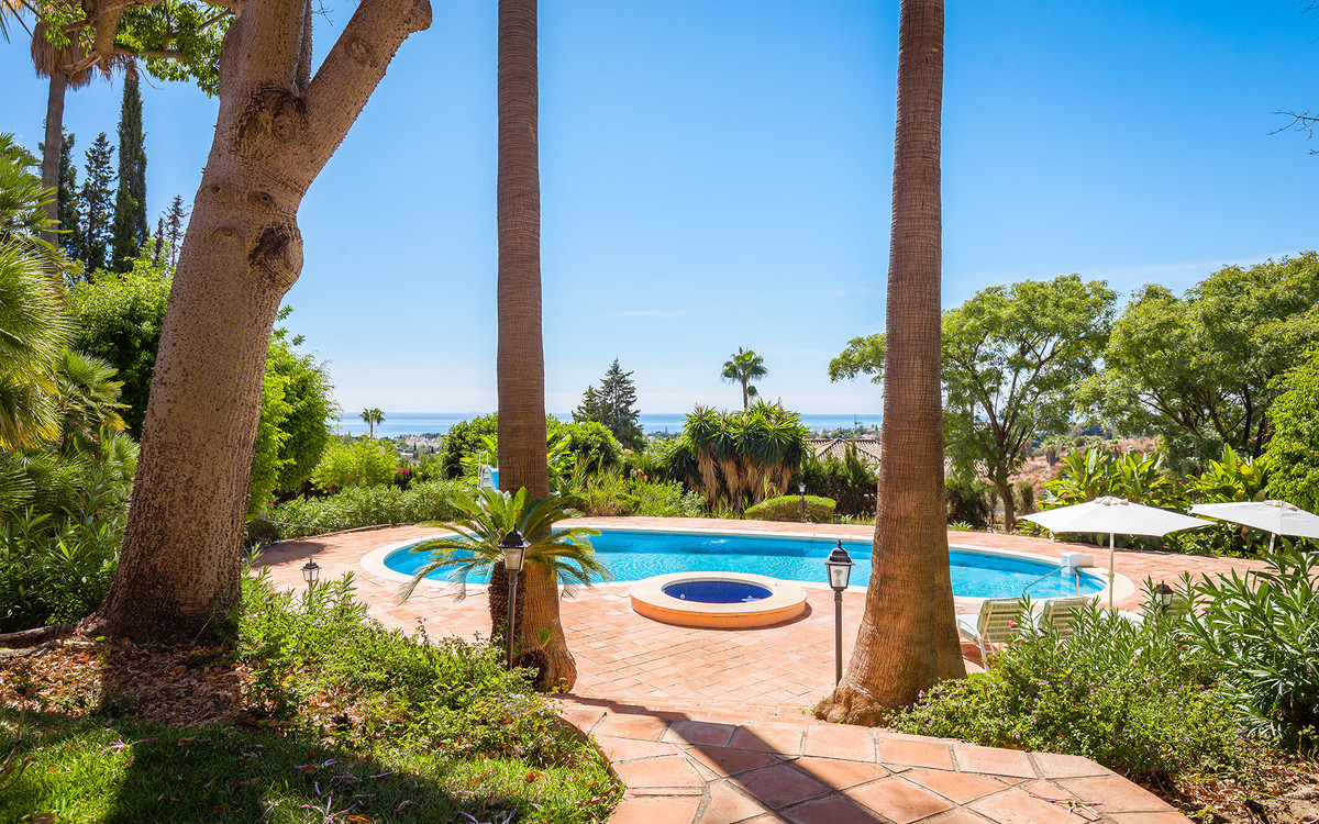 20 Bedroom Villa for Sale in The Golden Mile — 5