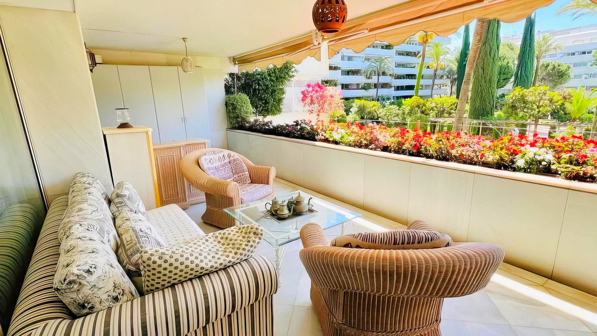 3 Bedroom Apartment for Sale in Marbella — 5