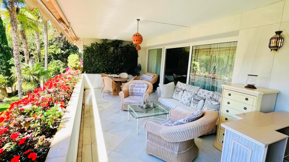 3 Bedroom Apartment for Sale in Marbella — 6