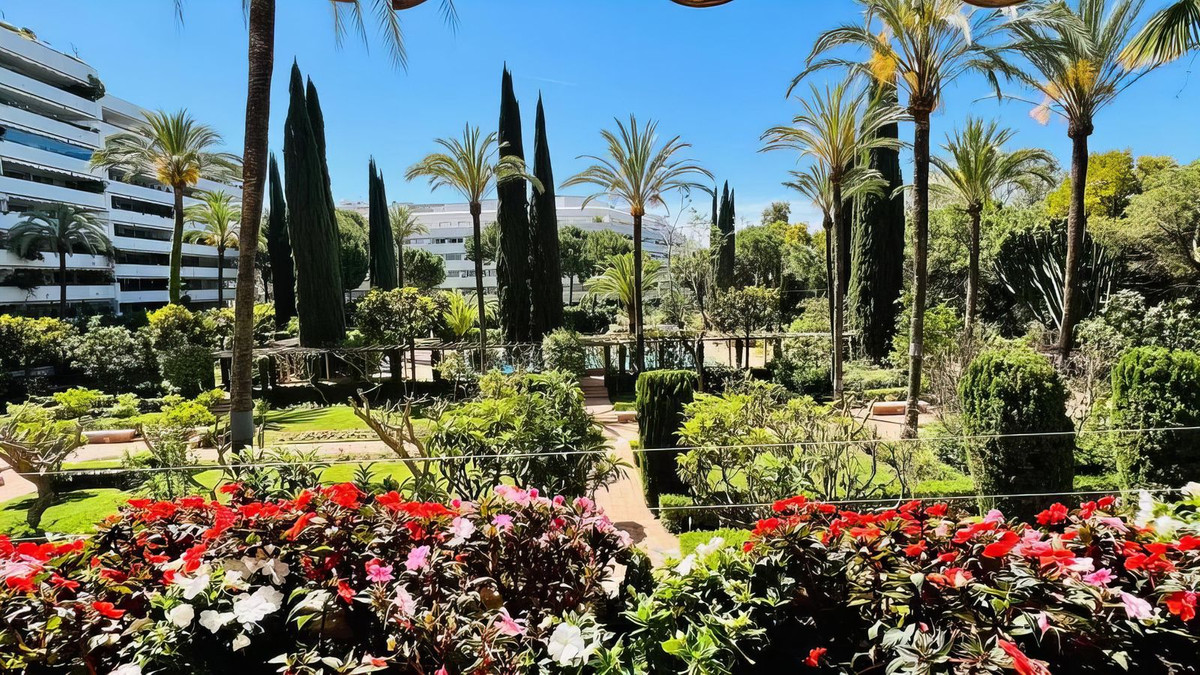 3 Bedroom Apartment for Sale in Marbella — 9