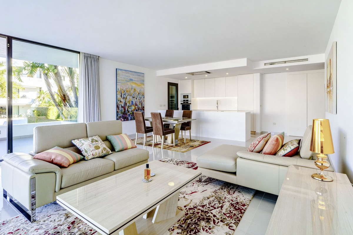 3 Bedroom Apartment for Sale in New Golden Mile — 4