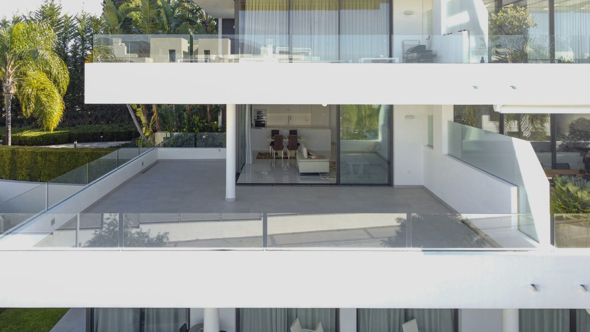 3 Bedroom Apartment for Sale in New Golden Mile — view 10