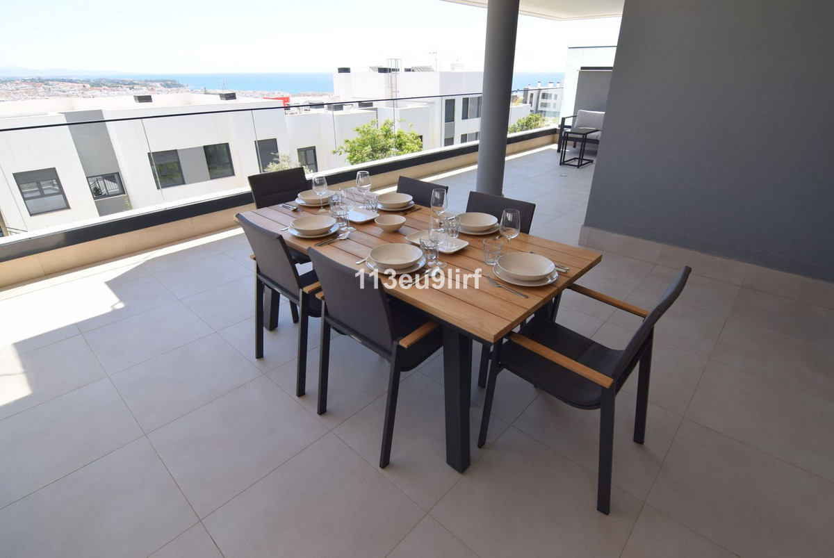 3 Bedroom Apartment for Sale in Estepona — 9
