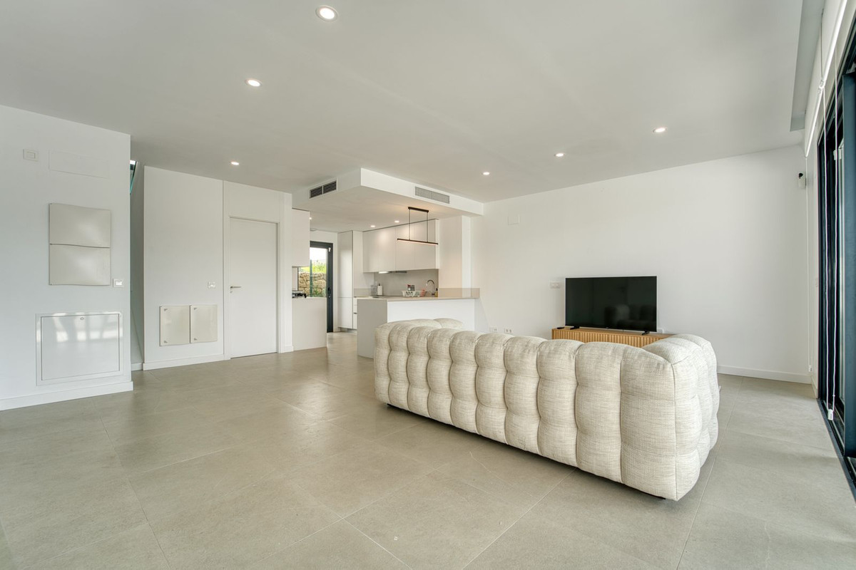 3 Bedroom Villa for Sale in Atalaya — 2