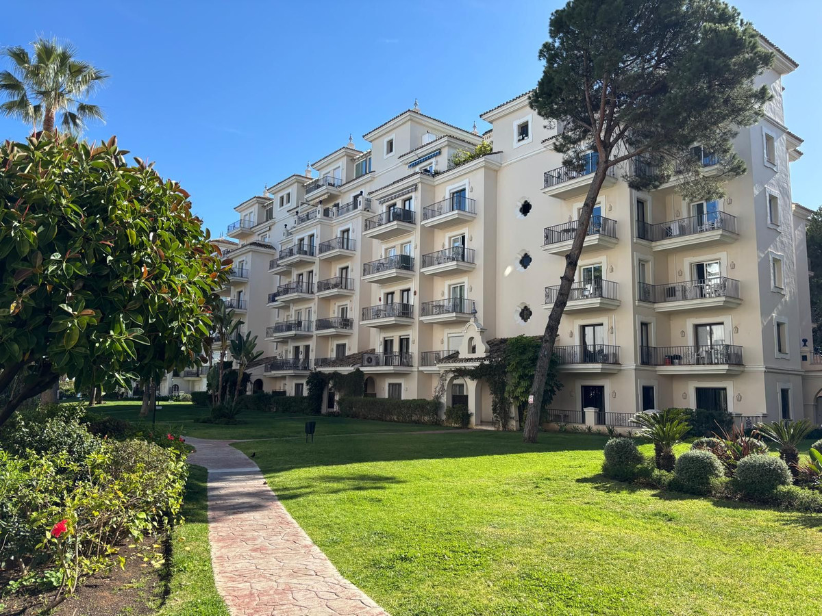 3 Bedroom Apartment for Sale in Nueva Andalucía