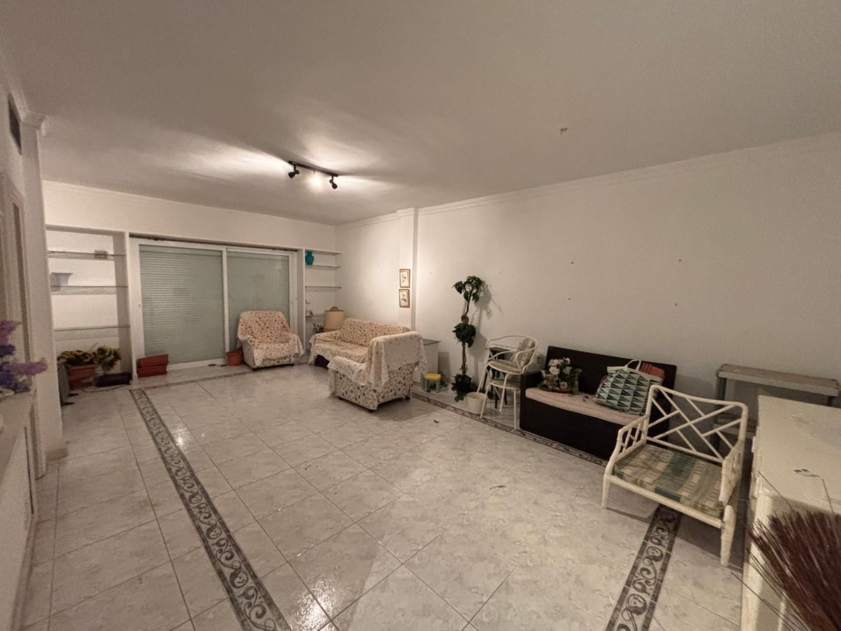 3 Bedroom Apartment for Sale in Nueva Andalucía — 9