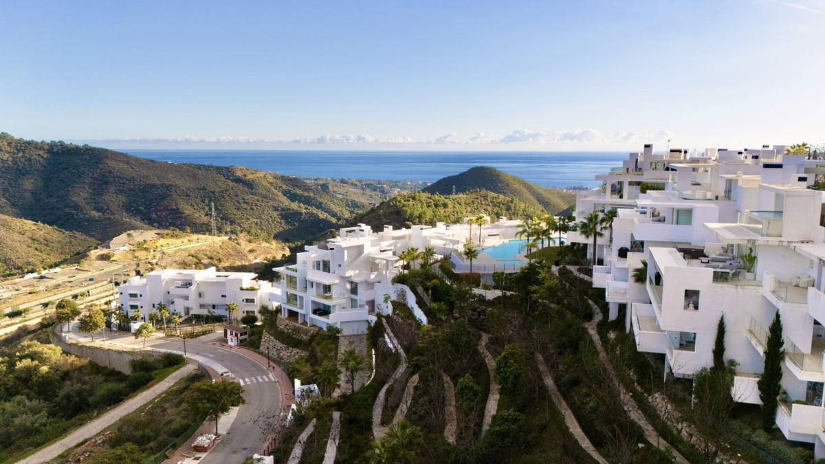3 Bedroom Apartment for Sale in Ojén