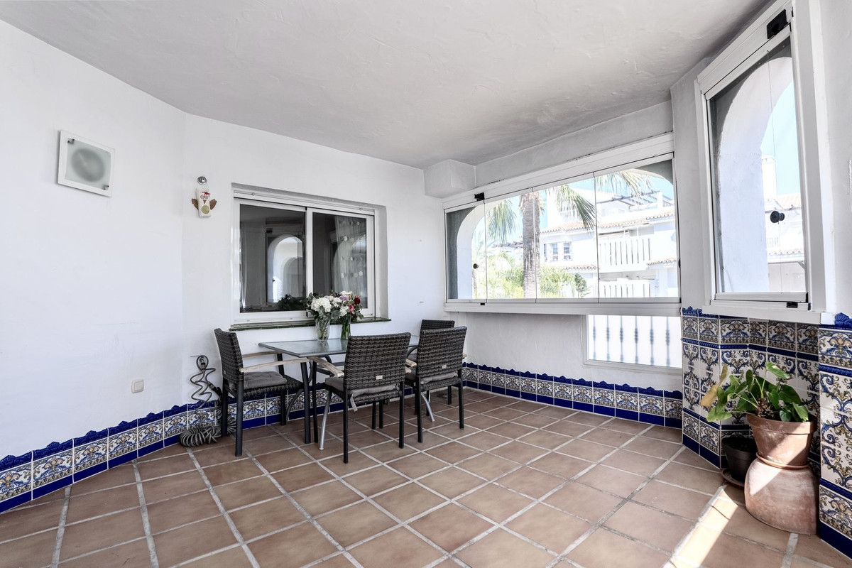 2 Bedroom Apartment for Sale in Nueva Andalucía — 6