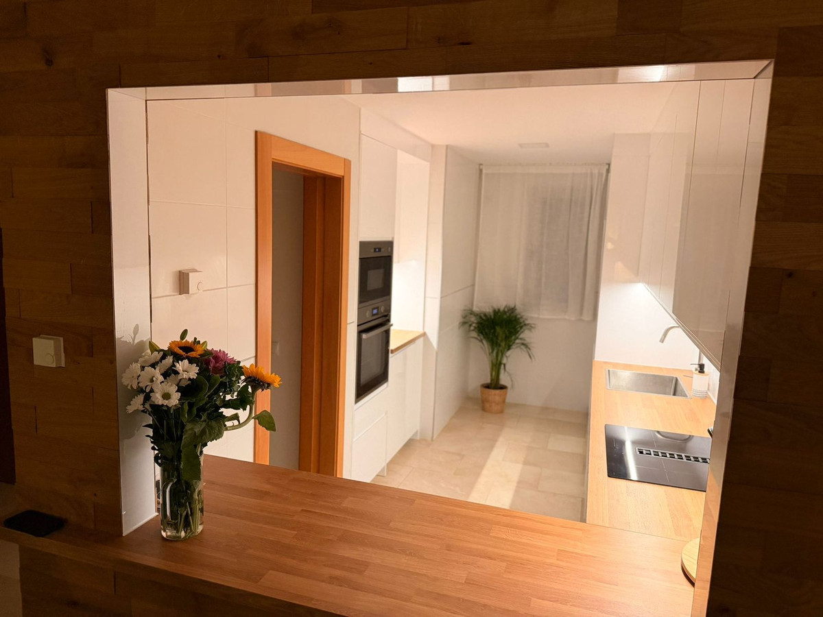 2 Bedroom Apartment for Sale in El Paraiso — view 10
