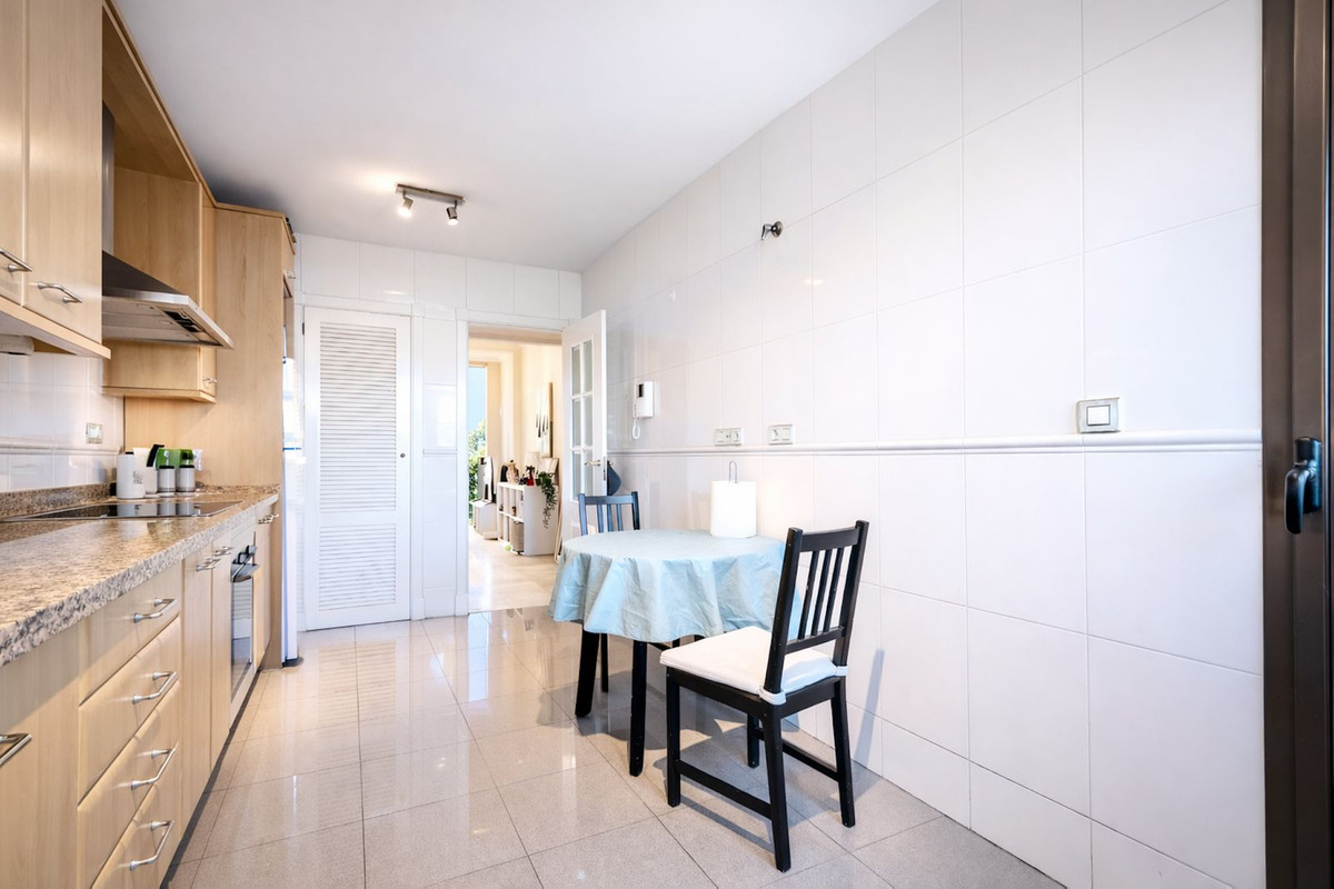 2 Bedroom Apartment for Sale in Hacienda del Sol — 8