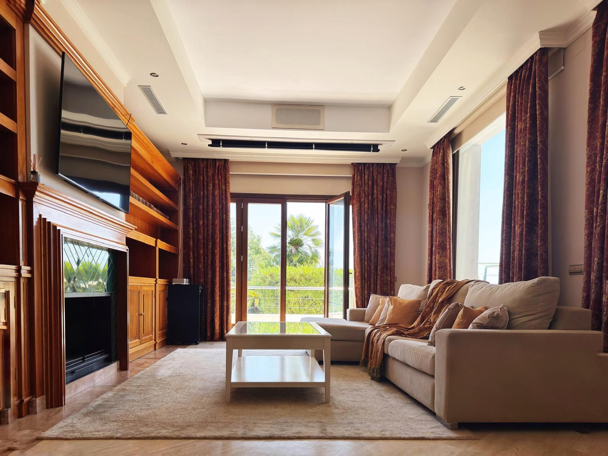 5 Bedroom Villa for Sale in La Zagaleta — 6