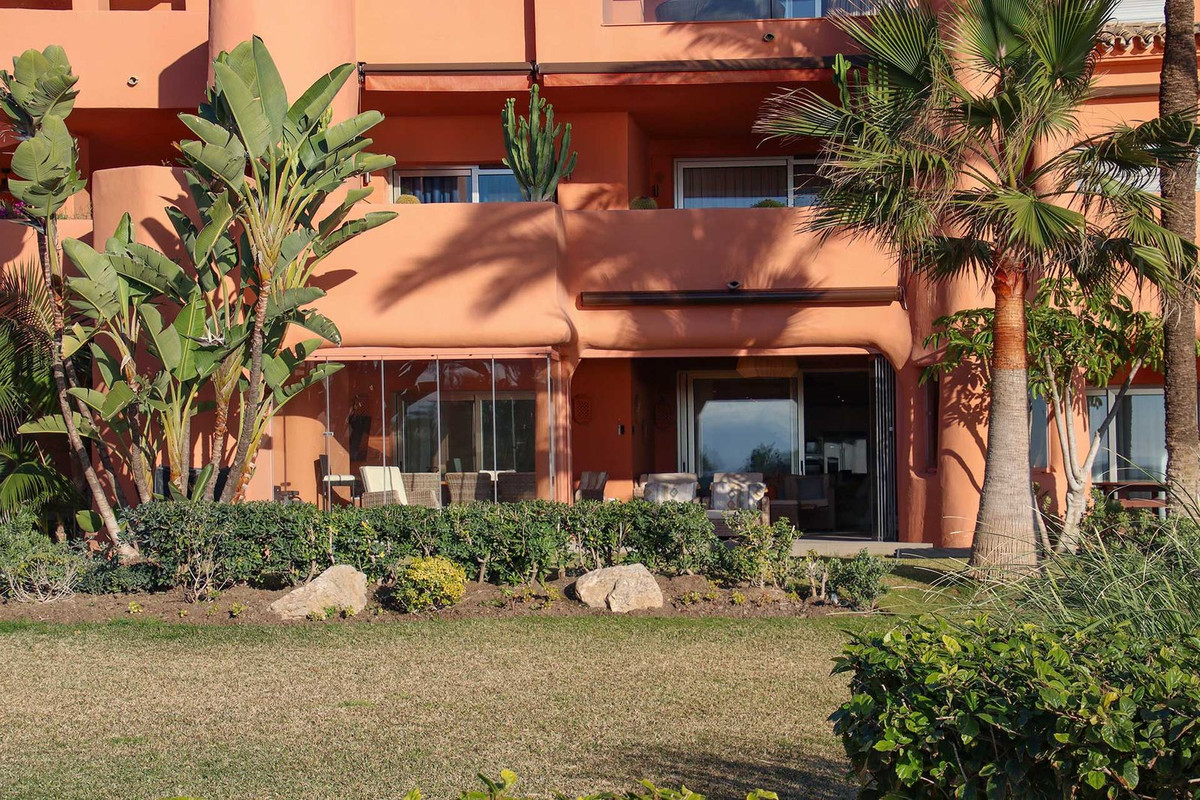 4 Bedroom Apartment for Sale in Marbella