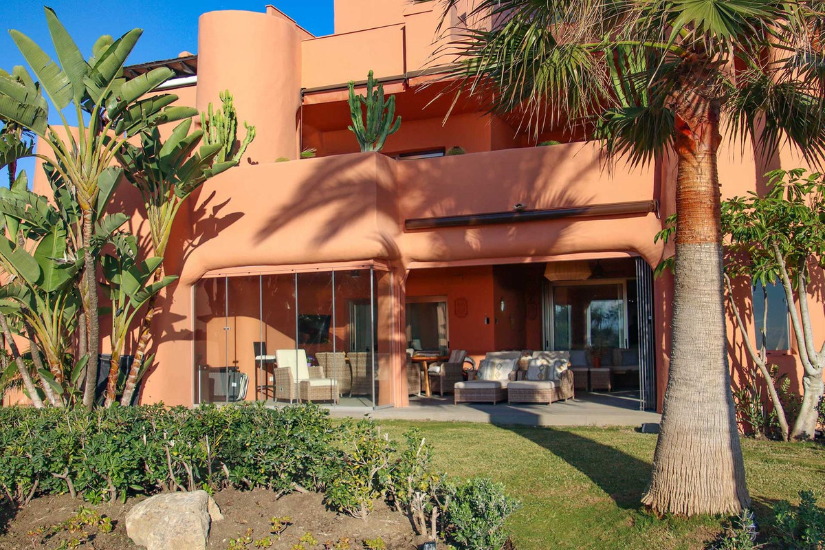 4 Bedroom Apartment for Sale in Marbella — 8