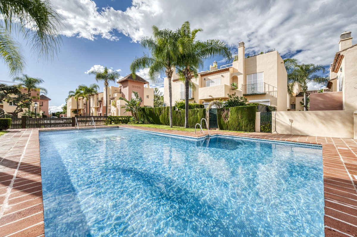 3 Bedroom Villa for Sale in Marbella