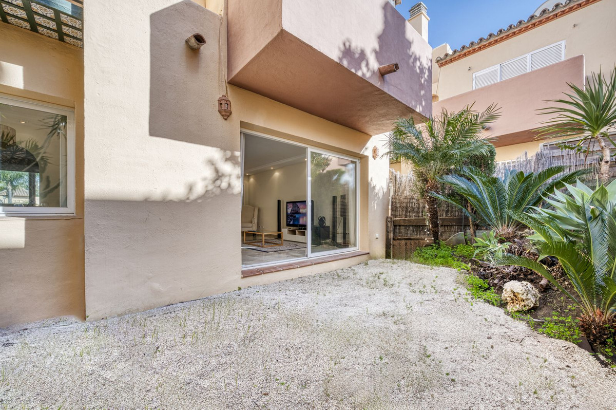3 Bedroom Villa for Sale in Marbella — 7