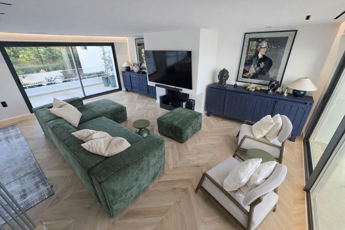 3 Bedroom Apartment for Sale in Marbella — 5