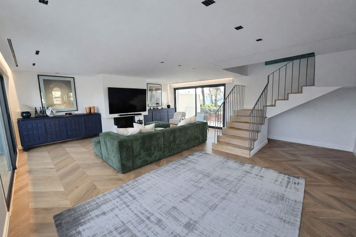 3 Bedroom Apartment for Sale in Marbella — 7