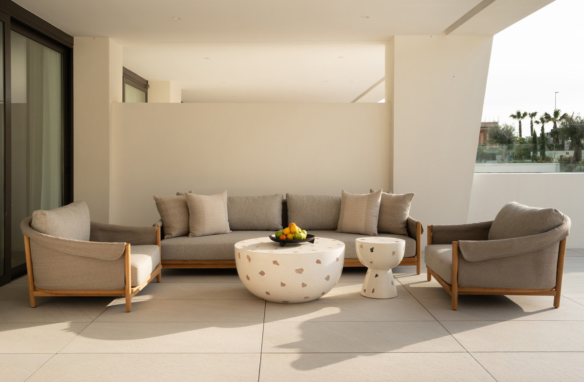 4 Bedroom Apartment for Sale in The Golden Mile — 2