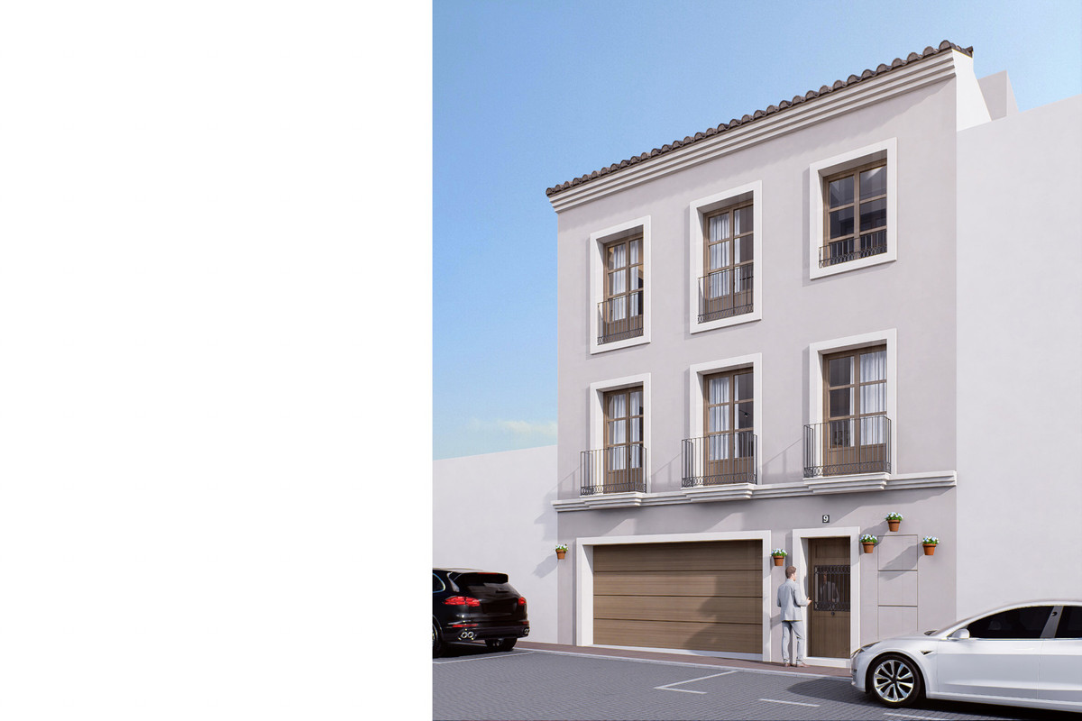 3 Bedroom Plot for Sale in Estepona