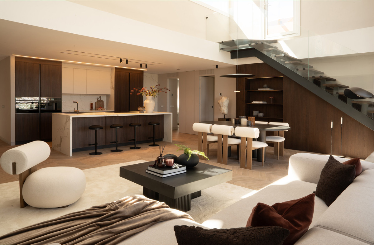 3 Bedroom Apartment for Sale in Nueva Andalucía — 2
