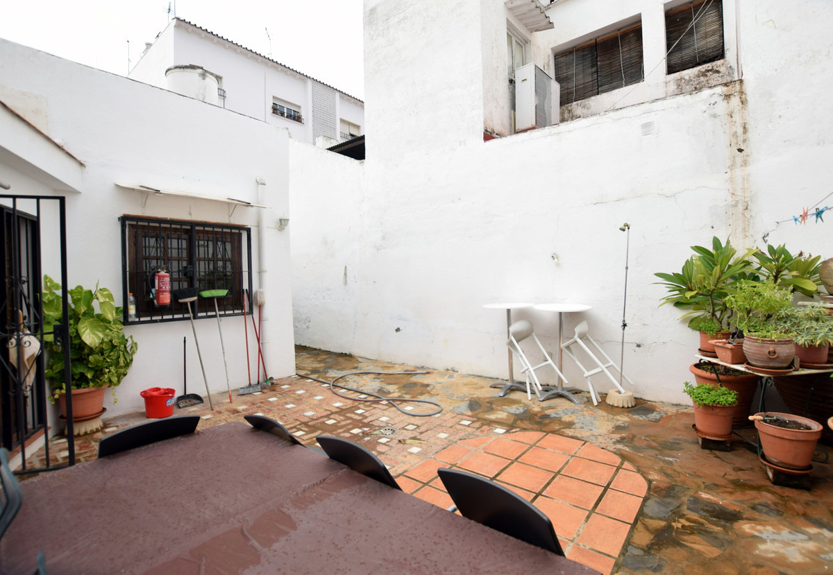 3 Bedroom Villa for Sale in San Pedro de Alcántara — 3