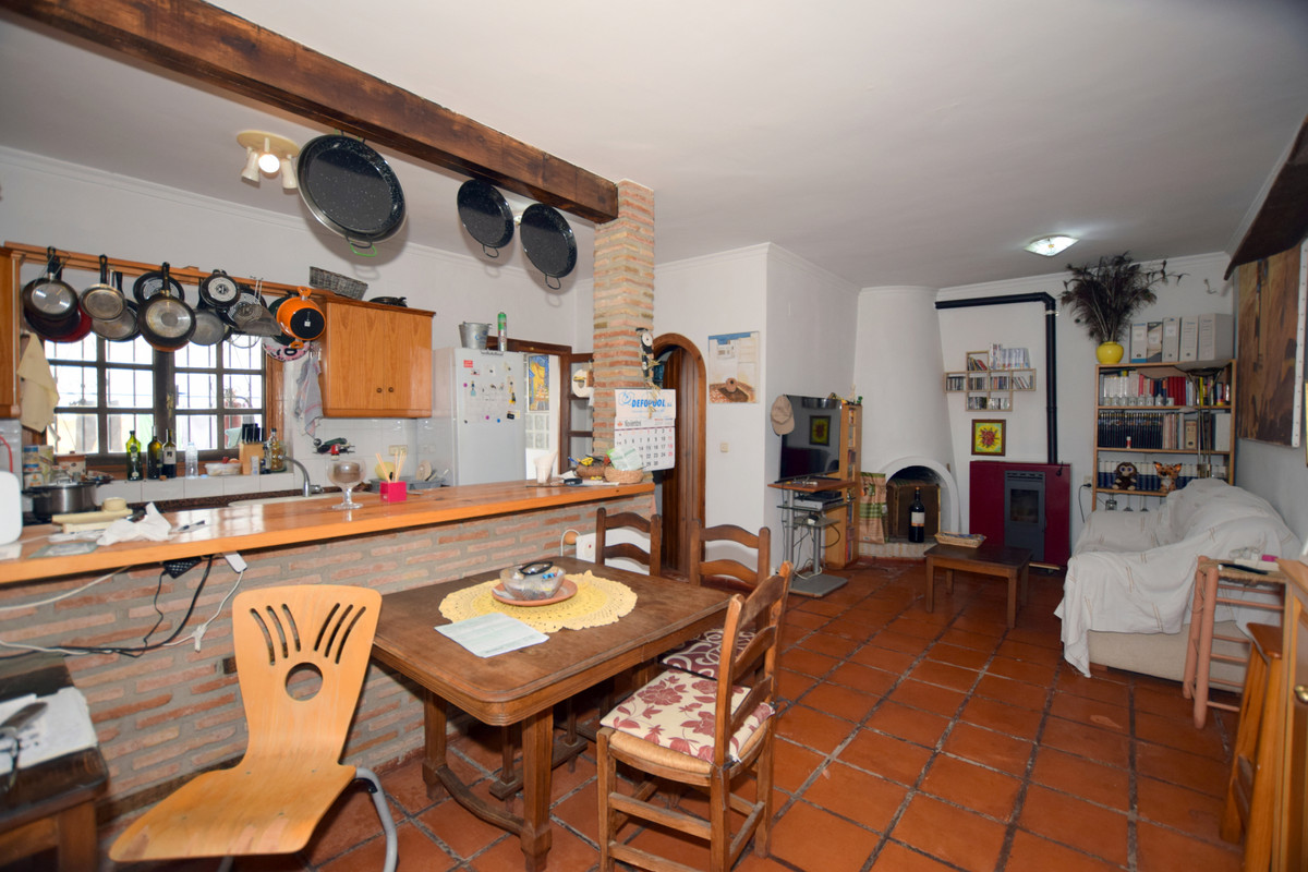 3 Bedroom Villa for Sale in San Pedro de Alcántara — 4