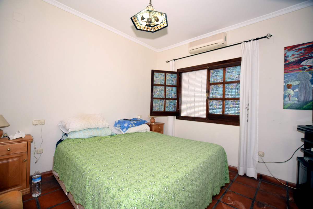 3 Bedroom Villa for Sale in San Pedro de Alcántara — 7