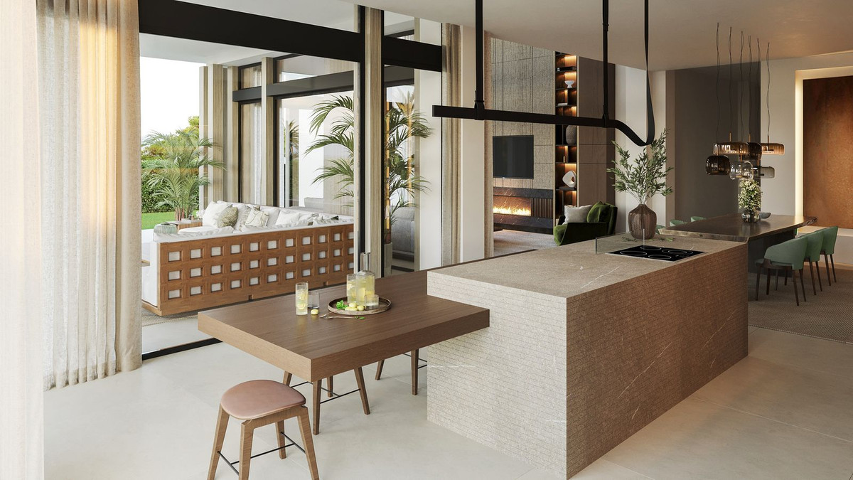 4 Bedroom Villa for Sale in The Golden Mile — 3