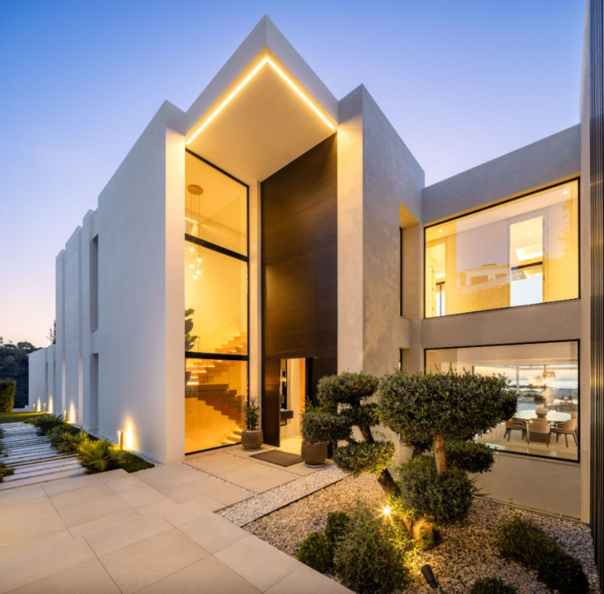 8 Bedroom Villa for Sale in Benahavís — 3