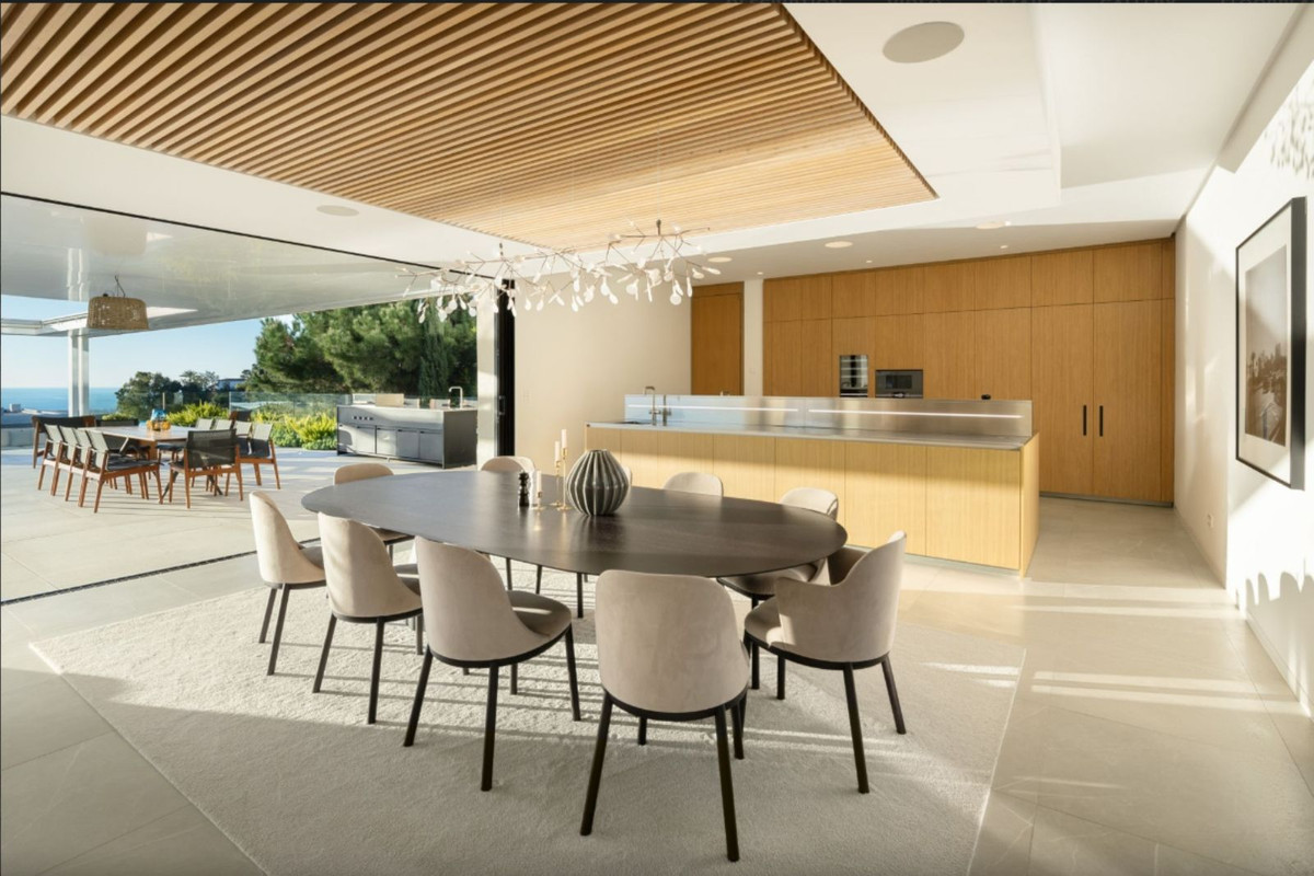 8 Bedroom Villa for Sale in Benahavís — 5