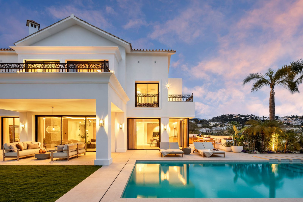 5 Bedroom Villa for Sale in Los Arqueros