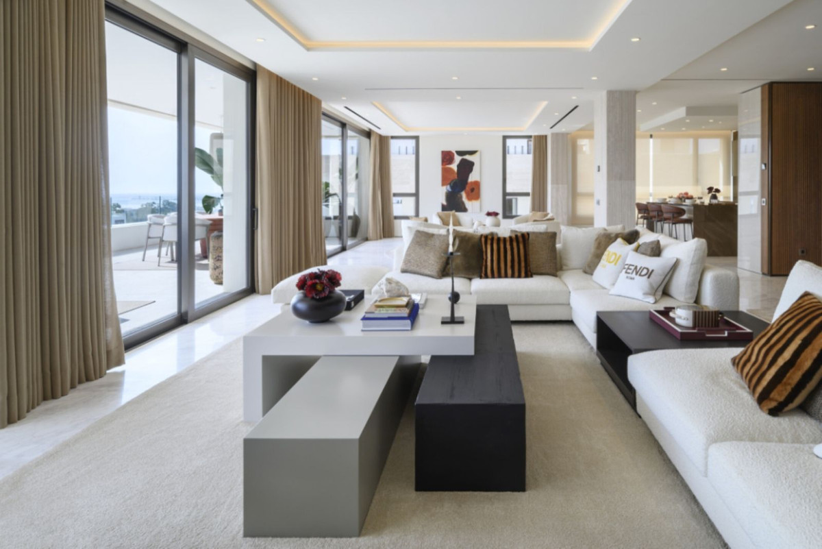 4 Bedroom Apartment for Sale in Marbella — 2