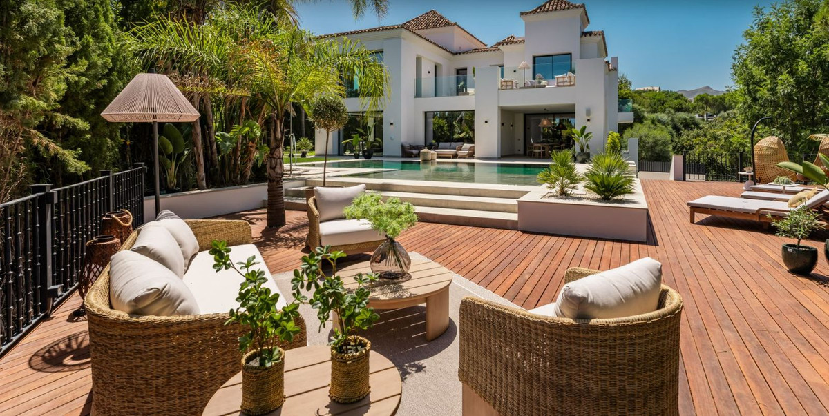 6 Bedroom Villa for Sale in La Quinta — 7