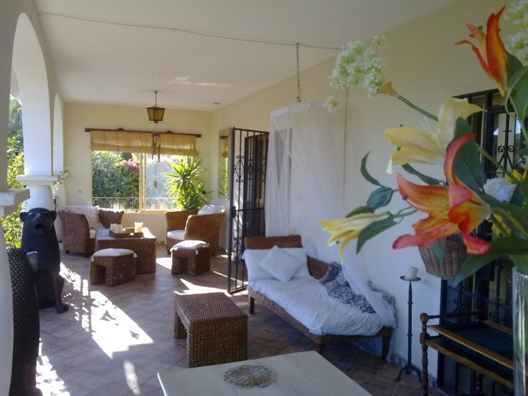 7 Bedroom Villa for Sale in Nueva Andalucía — 7
